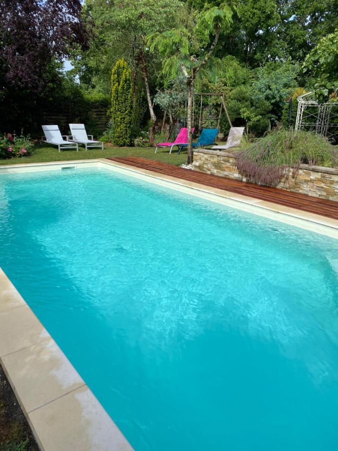 Logis Du Lievre D'Or Montbazon Exterior foto