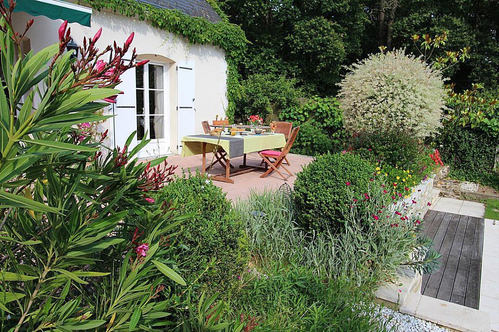 Logis Du Lievre D'Or Montbazon Exterior foto