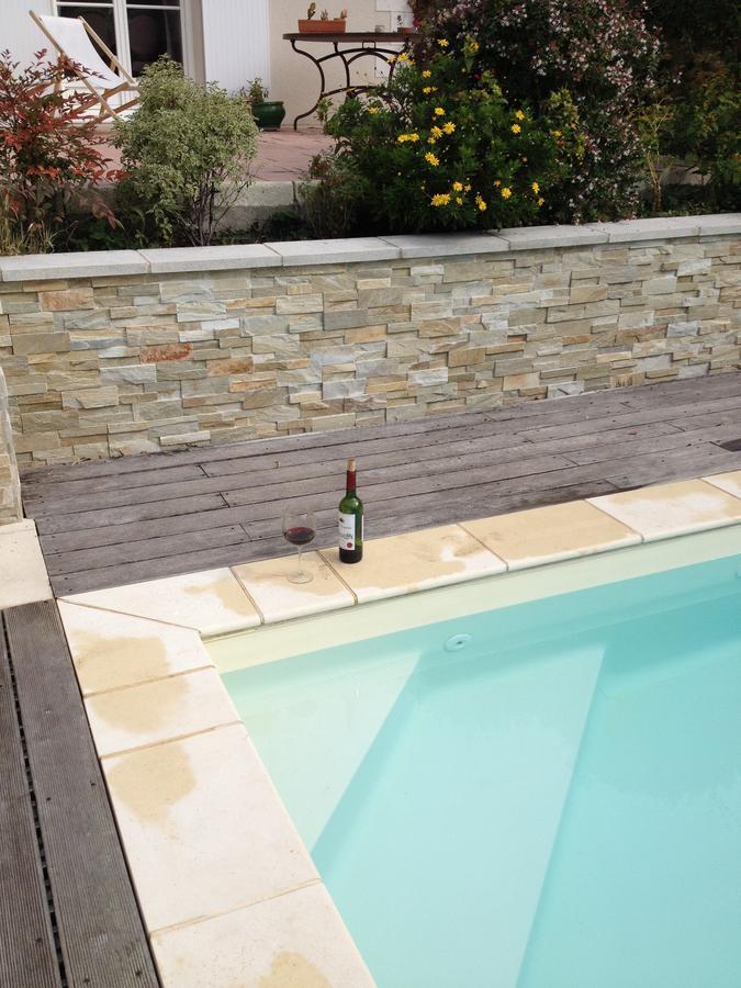 Logis Du Lievre D'Or Montbazon Exterior foto